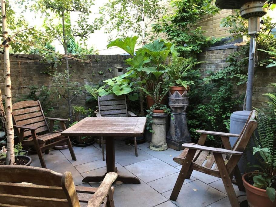 Вилла Kings Cross, Self-Contained House & Private Garden Лондон Экстерьер фото